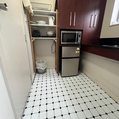 Cosy Motel Studio Apartment In Central City-Up To 2 Beds Christchurch Bagian luar foto