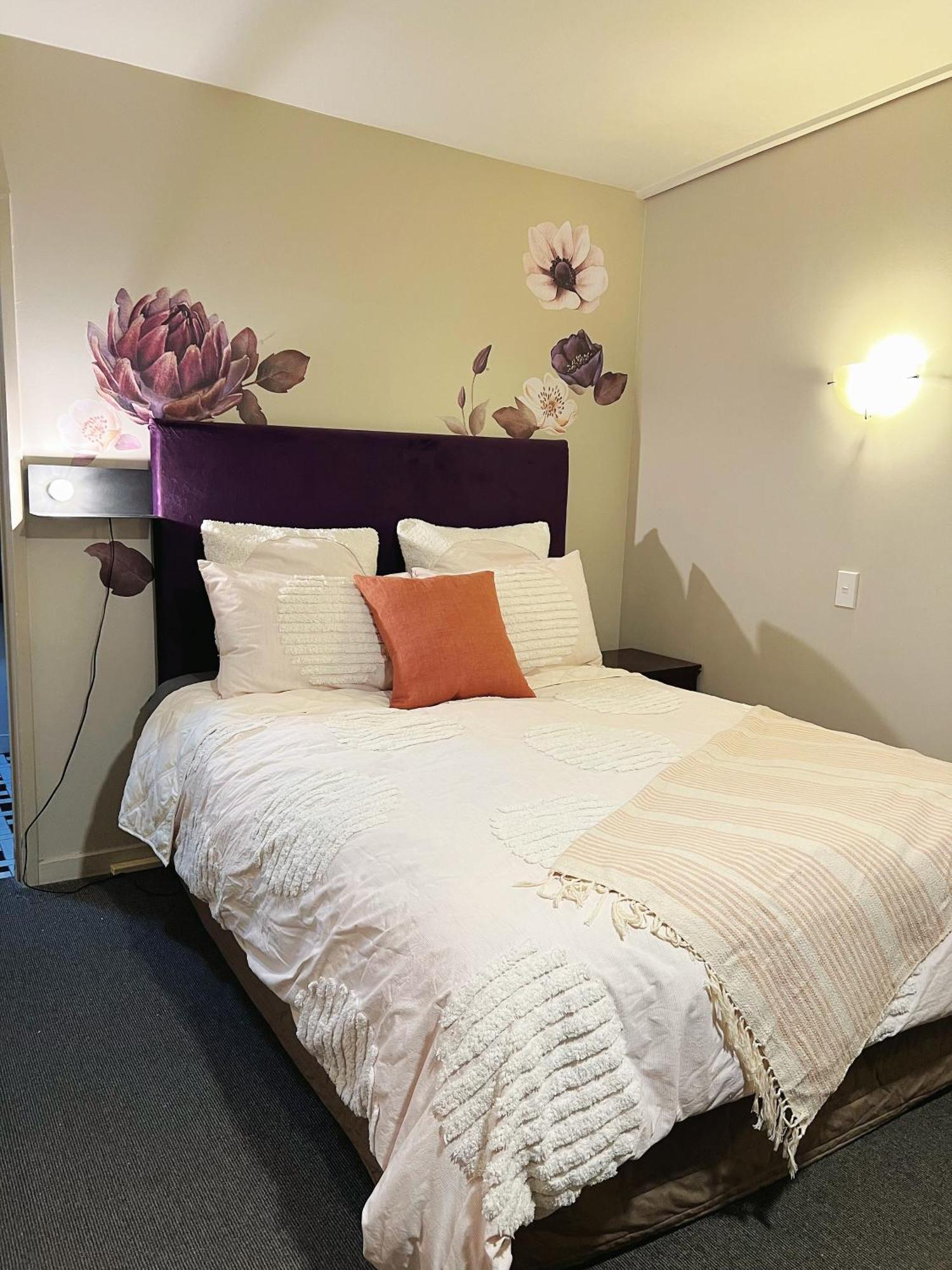 Cosy Motel Studio Apartment In Central City-Up To 2 Beds Christchurch Bagian luar foto