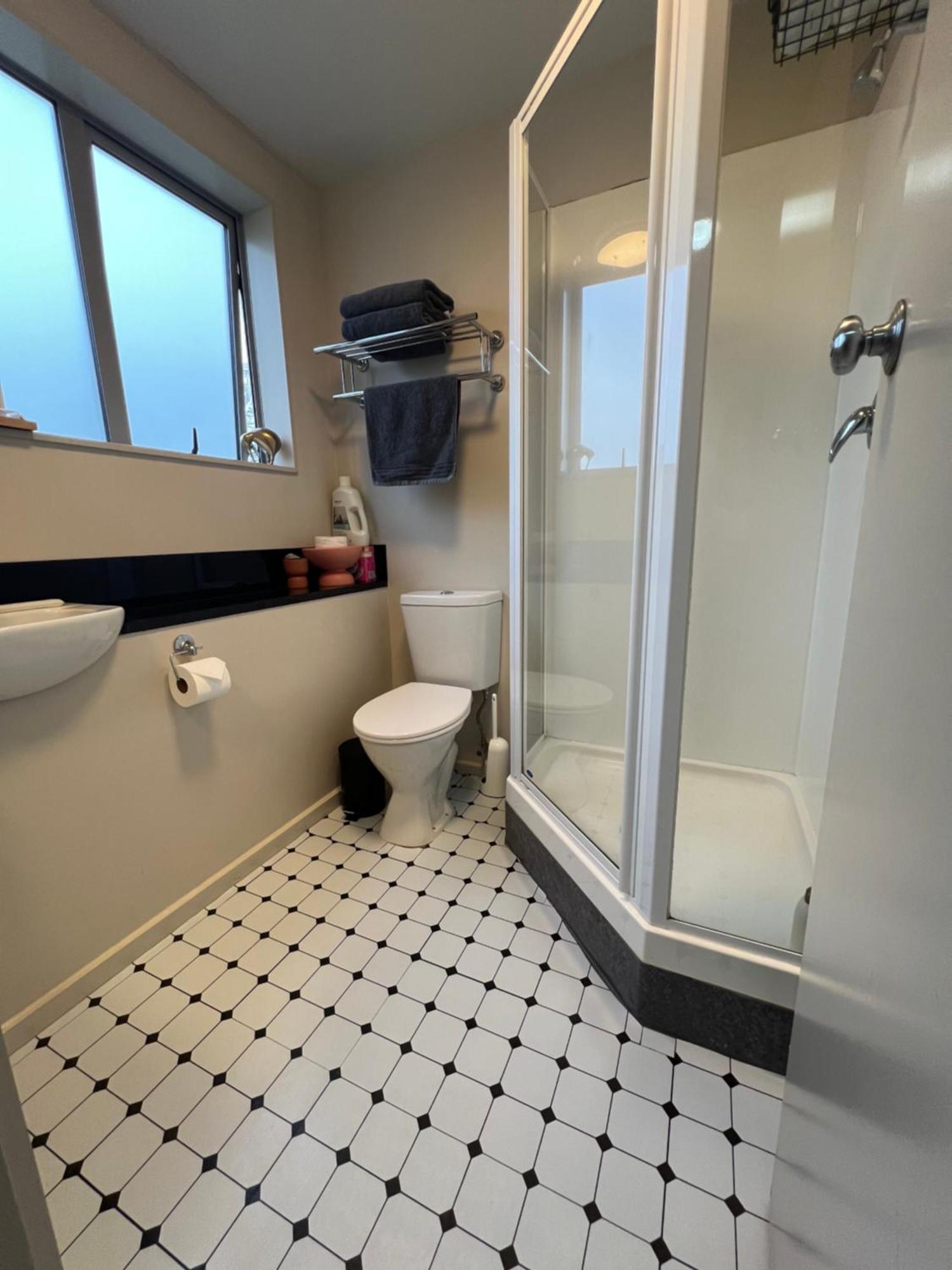 Cosy Motel Studio Apartment In Central City-Up To 2 Beds Christchurch Bagian luar foto